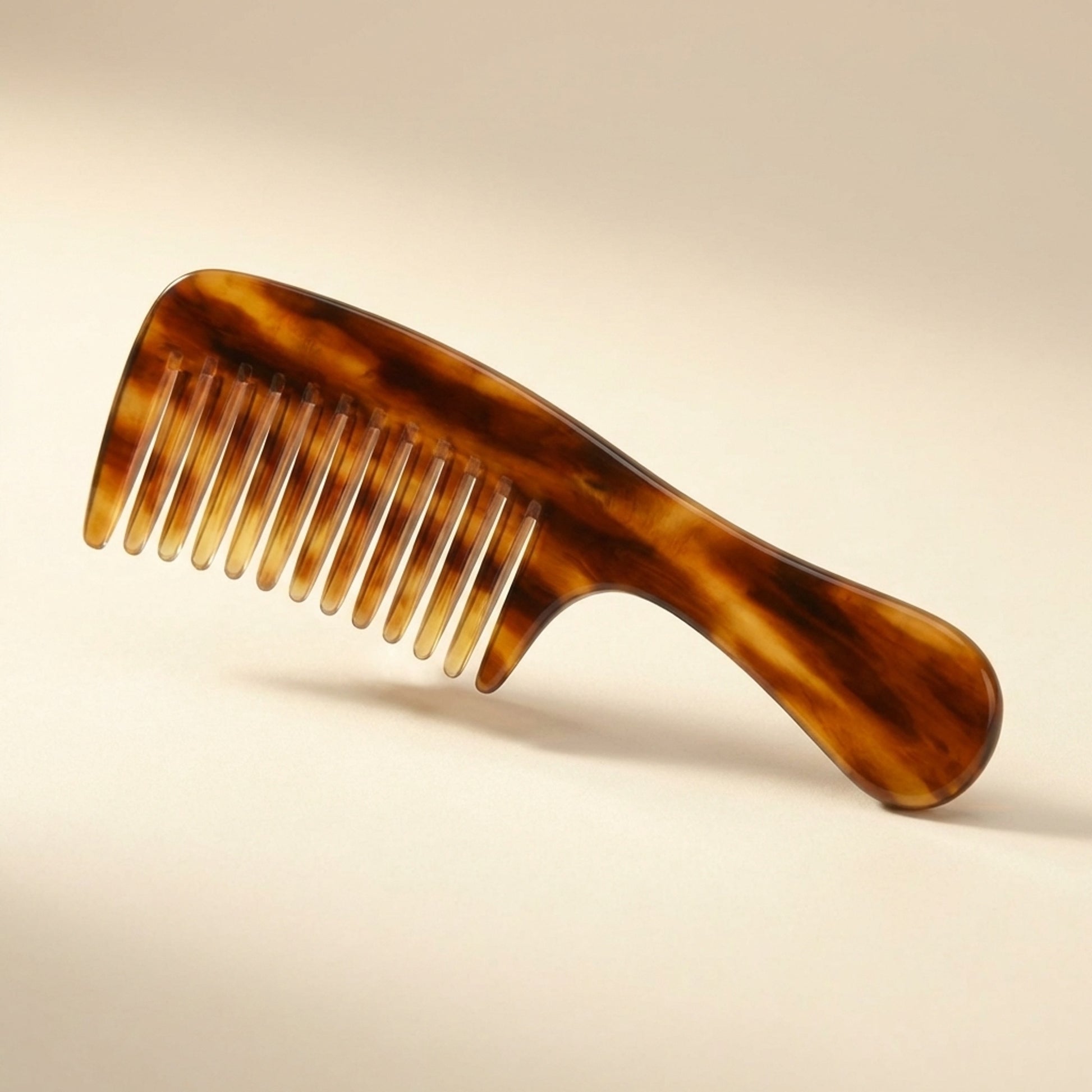 Kent Wide Tooth Detangling Comb - Detail / Texture